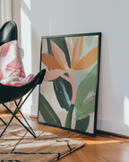 Mockup av Tropical Bloom affisch på vägg – köp enkelt hos Bozetto i hög kvalitet