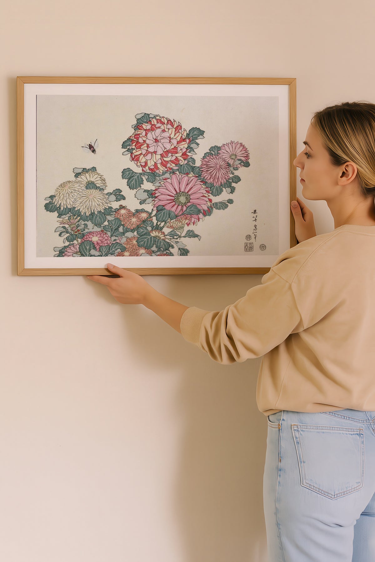Katsushika Hokusai Chrysanthemums and Bee 1834 Poster – i rum 3