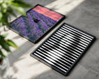 Waveform Stripes Poster – två posters i rum 1