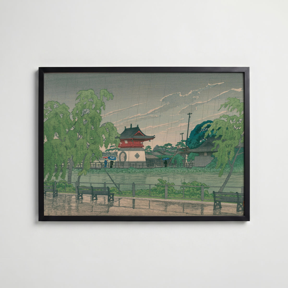 Hasui Kawase Shinobazu Pond in Rain 1929 Poster – svart ram