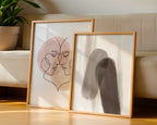 Leaning In Poster – två posters i rum 3