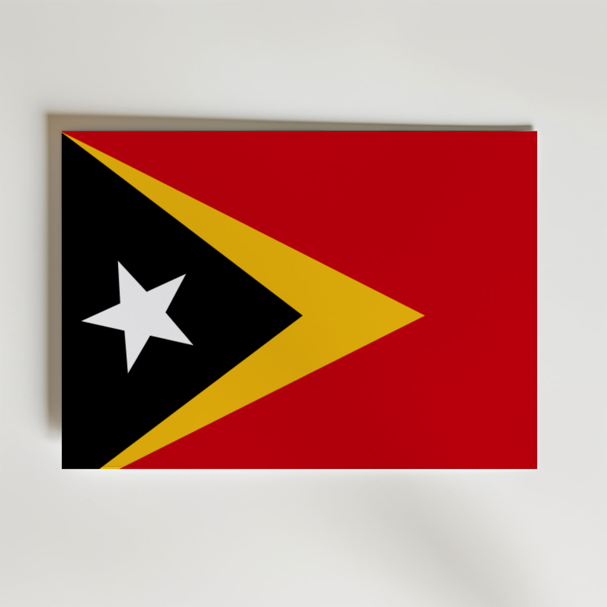 East Timor National Flag Poster – modern konst och stilren konsttryck för hemmet hos Bozetto