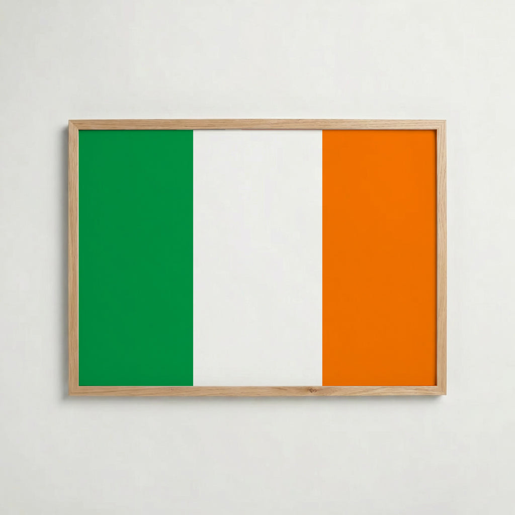 Ireland National Flag Poster i ekram – inramad konsttryck för stilren inredning hos Bozetto