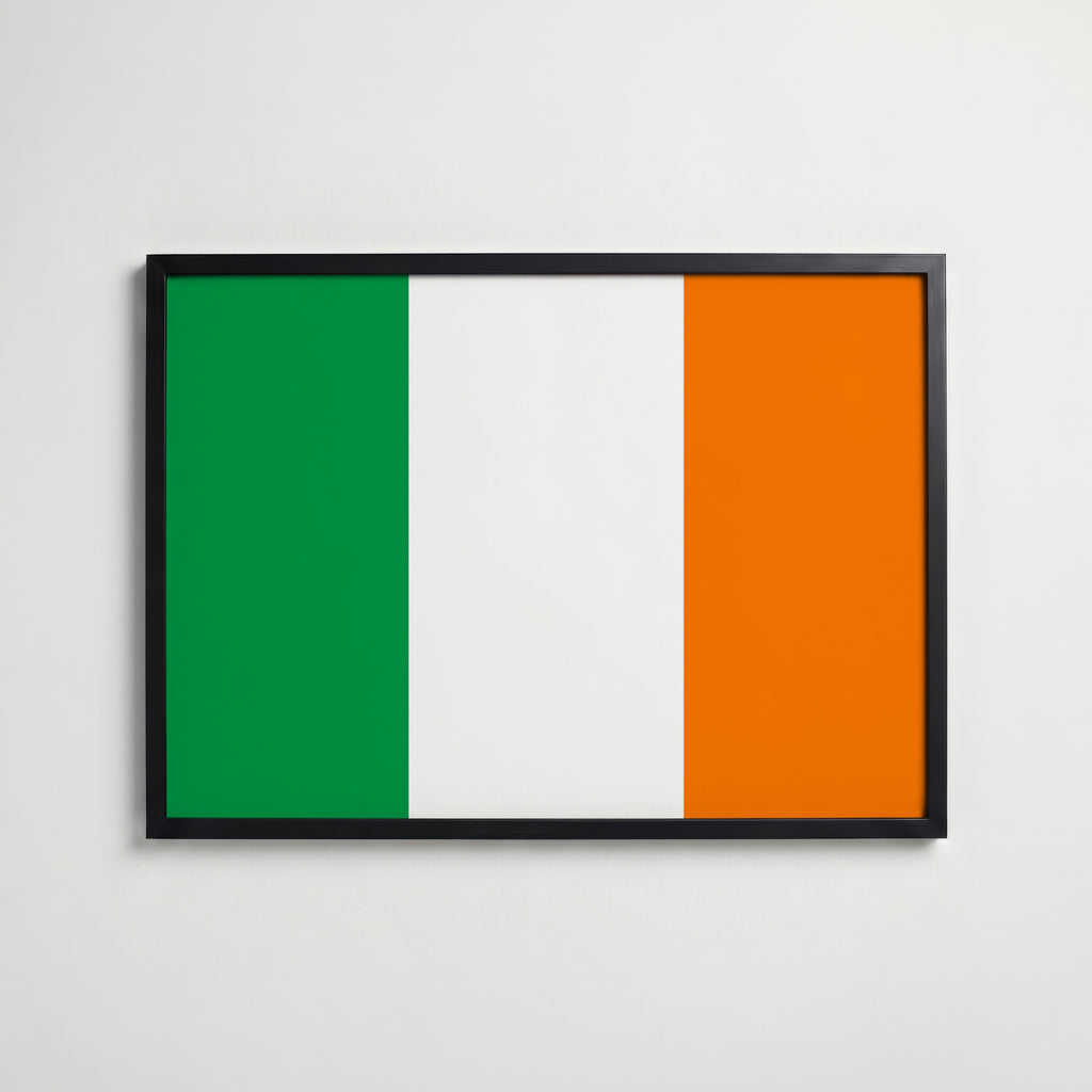 Ireland National Flag Poster i svart ram – stilren konsttryck som väggdekor från Bozetto