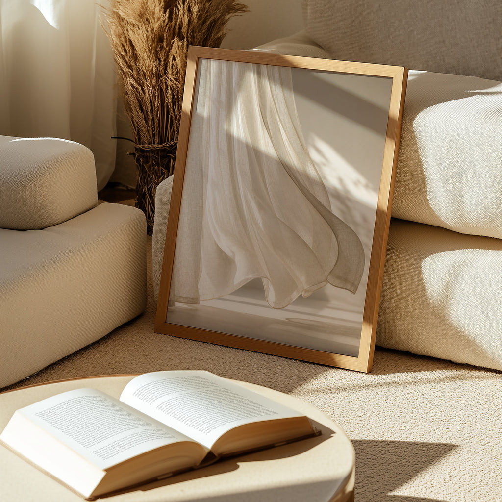 Drifting Linen affisch i ljust minimalistiskt vardagsrum – köp enkelt hos Bozetto
