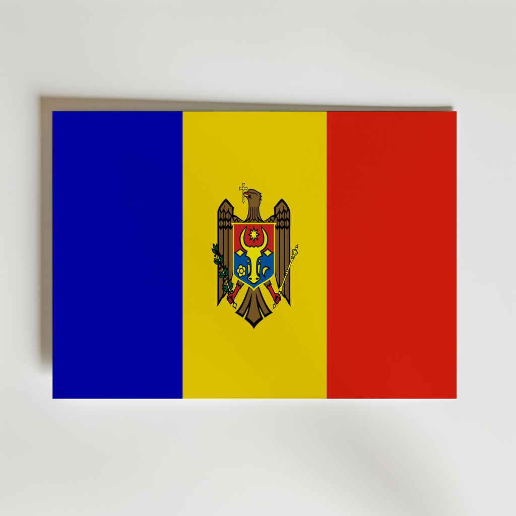 Moldova National Flag Poster – modern konst och stilren konsttryck för hemmet hos Bozetto