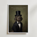 High Class Dog – stilfullt konsttryck från Bozetto, tryckt på matt finpapper i hög tryckkvalitet