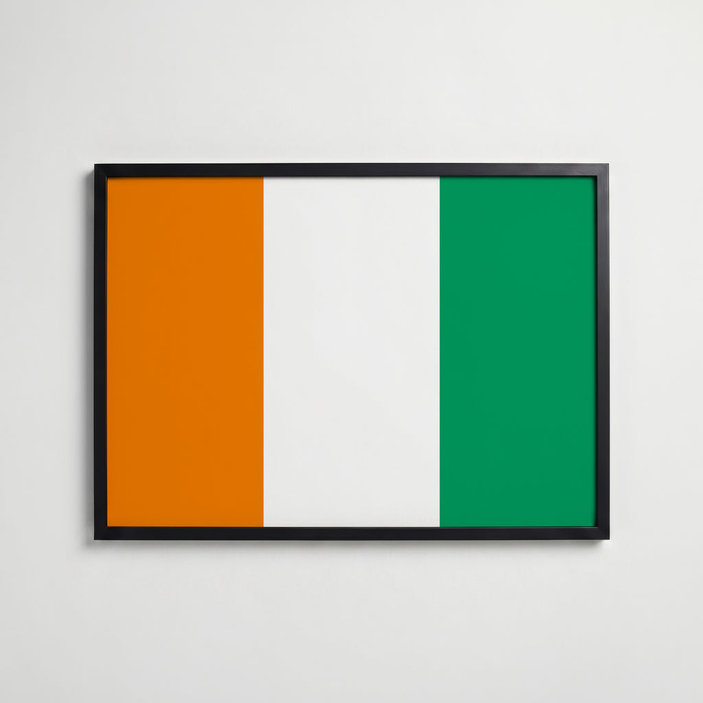 Ivory Coast National Flag Poster i svart ram – stilren konsttryck som väggdekor från Bozetto