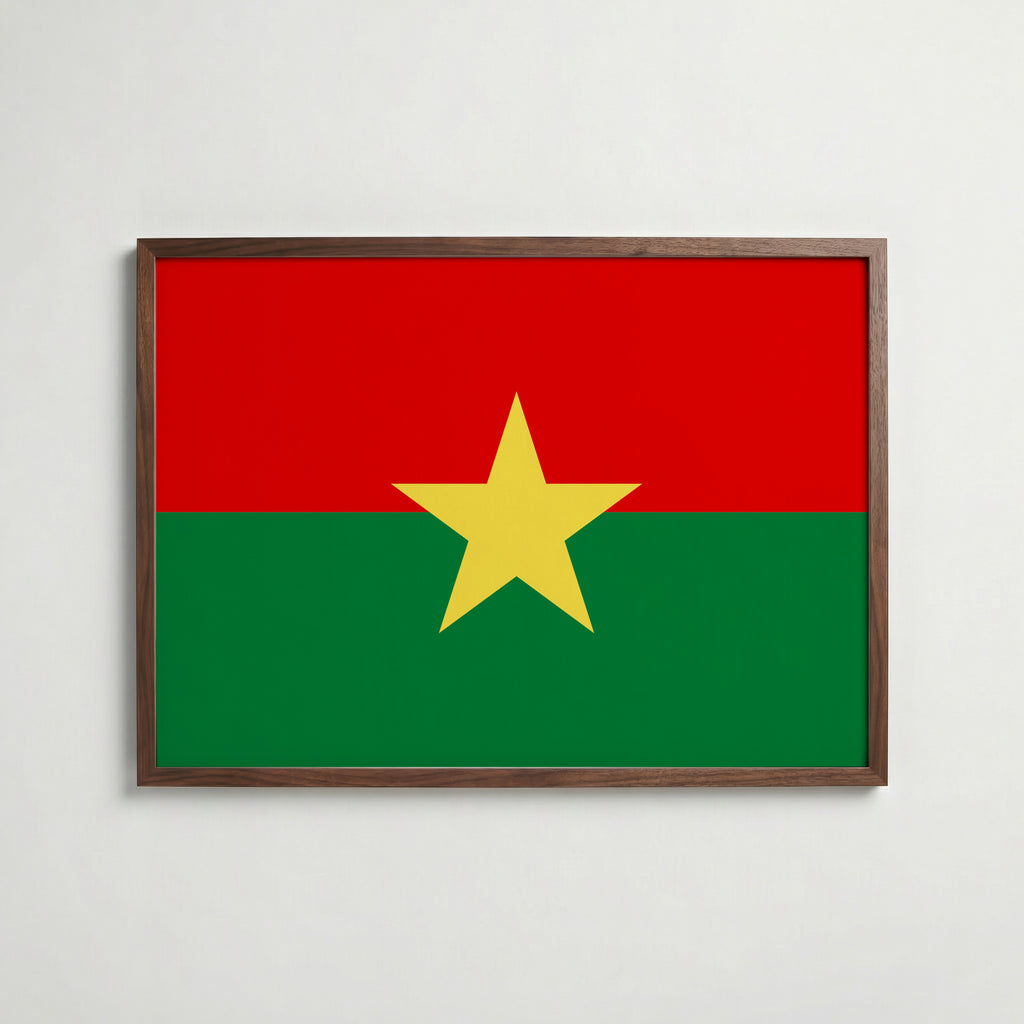 Burkina Faso National Flag Poster i valnötsram – varm konstaffisch för hemmet från Bozetto