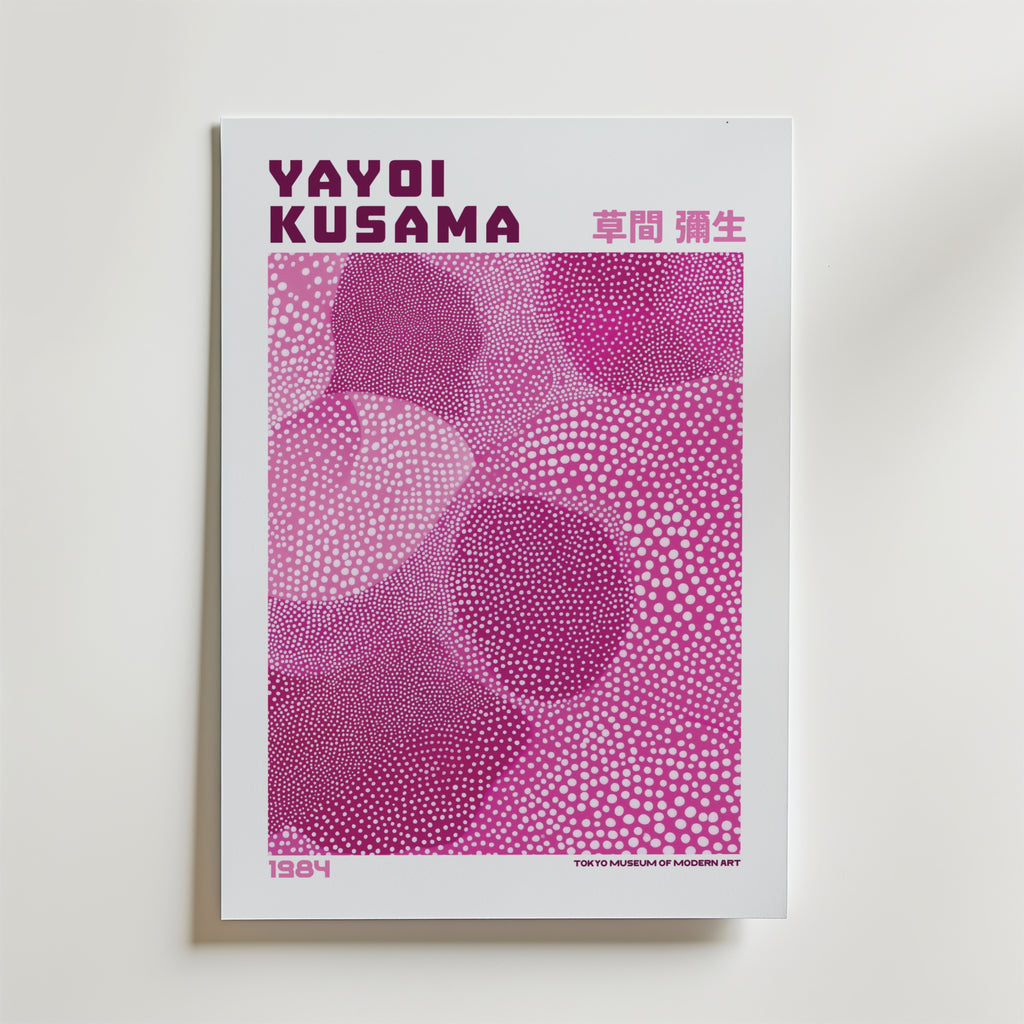 Mockup av Yayoi Kusama Pink Infinity affisch på vägg – köp enkelt hos Bozetto i hög kvalitet