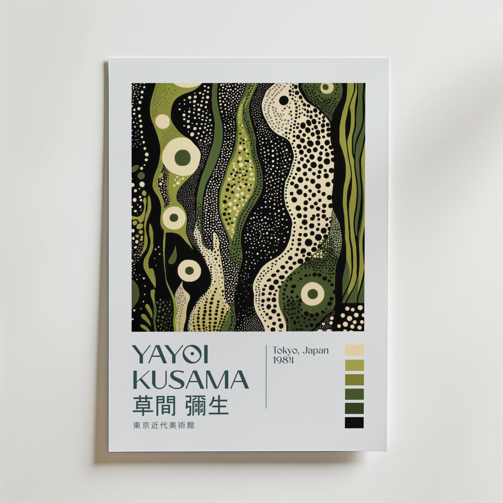 Mockup av Yayoi Kusama Emerald Reverie affisch på vägg – köp enkelt hos Bozetto i hög kvalitet