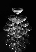 Champagne Glas Pyramid No.2 – köp enkelt hos Bozetto konsttryck i hög kvalitet i hög kvalitet