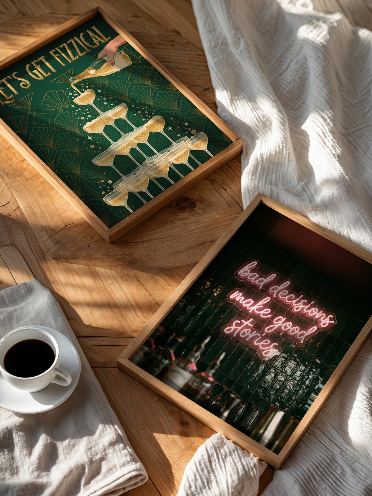 Bad Decisions Make Good Stories Poster – två posters i rum 1