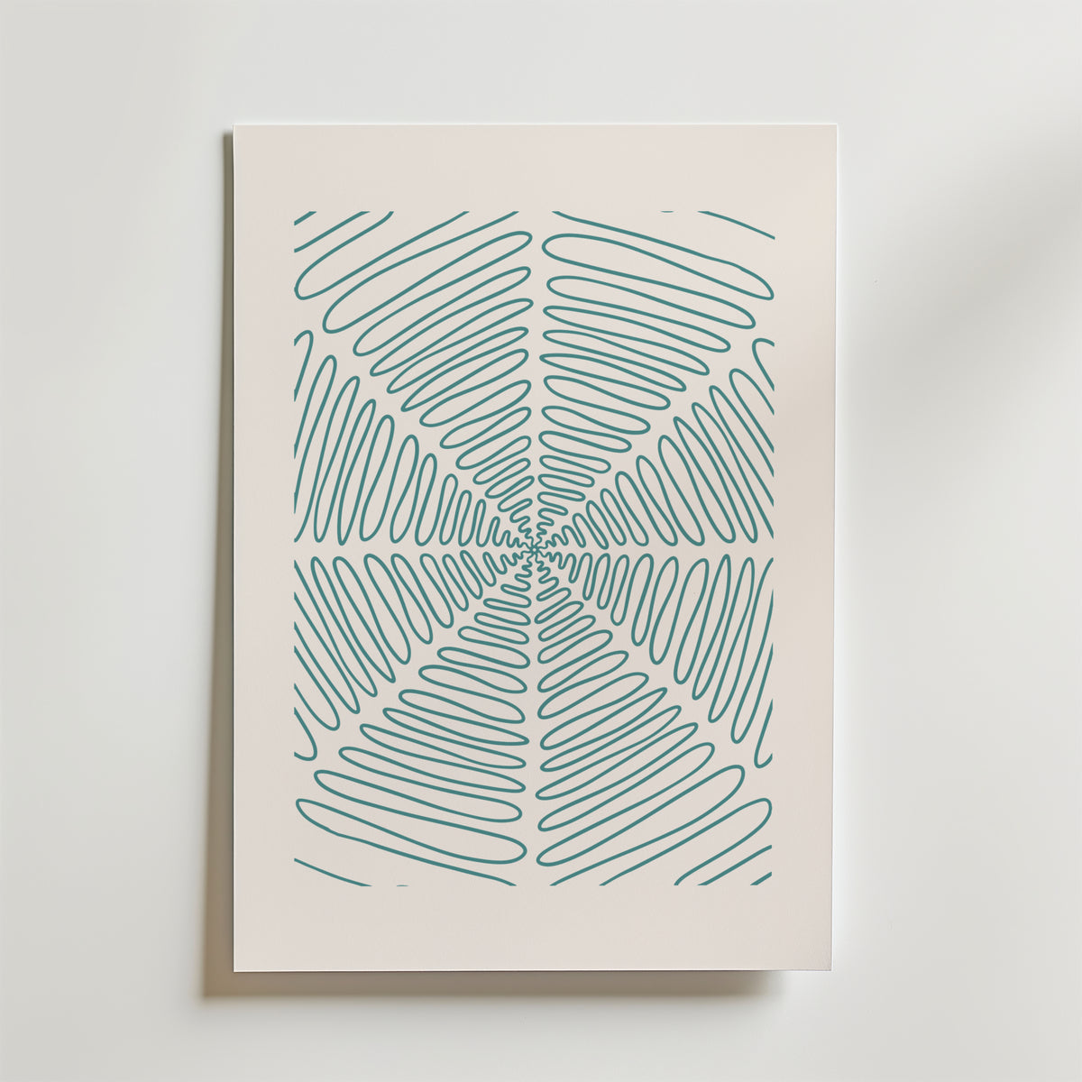 Teal Spiral Symmetry – stilfullt konsttryck från Bozetto, tryckt på matt finpapper