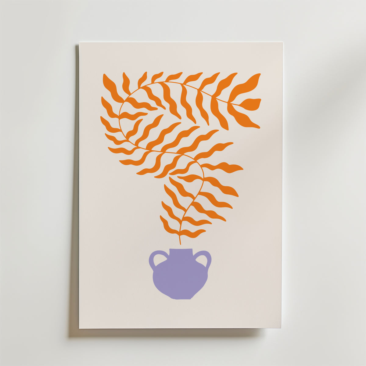 Orange Leaves in Purple Vase – stilfullt konsttryck från Bozetto, tryckt på matt finpapper