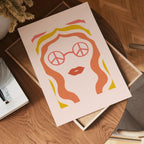 Retro Sunglasses Lady poster visad rakt fram – Bozetto affisch i hög tryckkvalitet