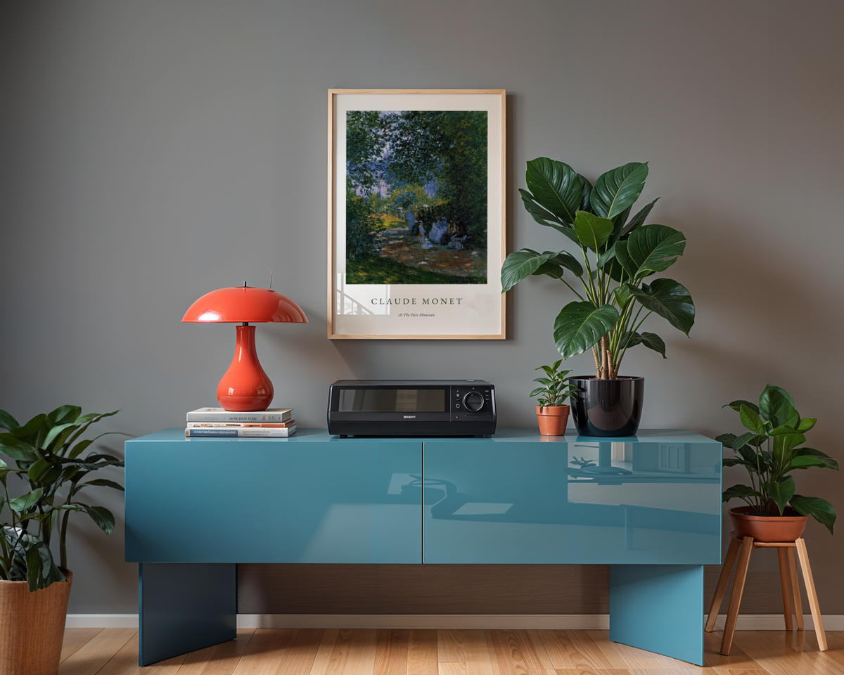 Claude Monet At the parc poster visualiserad på vägg – från Bozetto i hög kvalitet