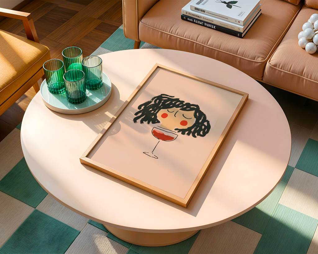 Mockup av Curly Wine Mood affisch på vägg – köp enkelt hos Bozetto i hög kvalitet
