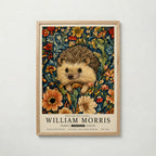 Hedgehog in Bloom Poster med ekram på vit vägg