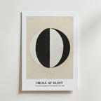 Mockup av Hilma af Klint The Current affisch på vägg – köp enkelt hos Bozetto i hög kvalitet