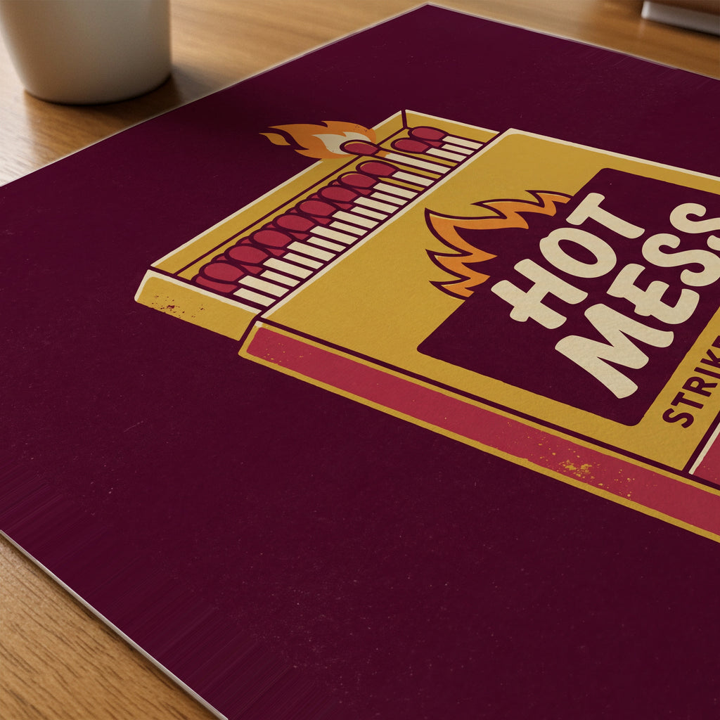 Hot Mess Poster – närbild på papper