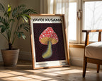 Mockup av Yayoi Kusama Mushroom 2002 affisch på vägg – köp enkelt hos Bozetto i hög kvalitet