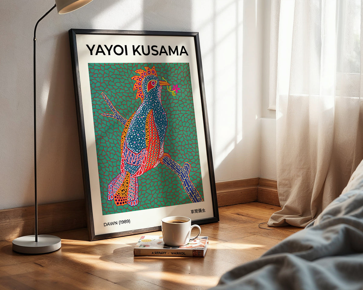 Väggmockup med Yayoi Kusama Dawn 1989 – köp enkelt hos Bozetto affisch i hög kvalitet
