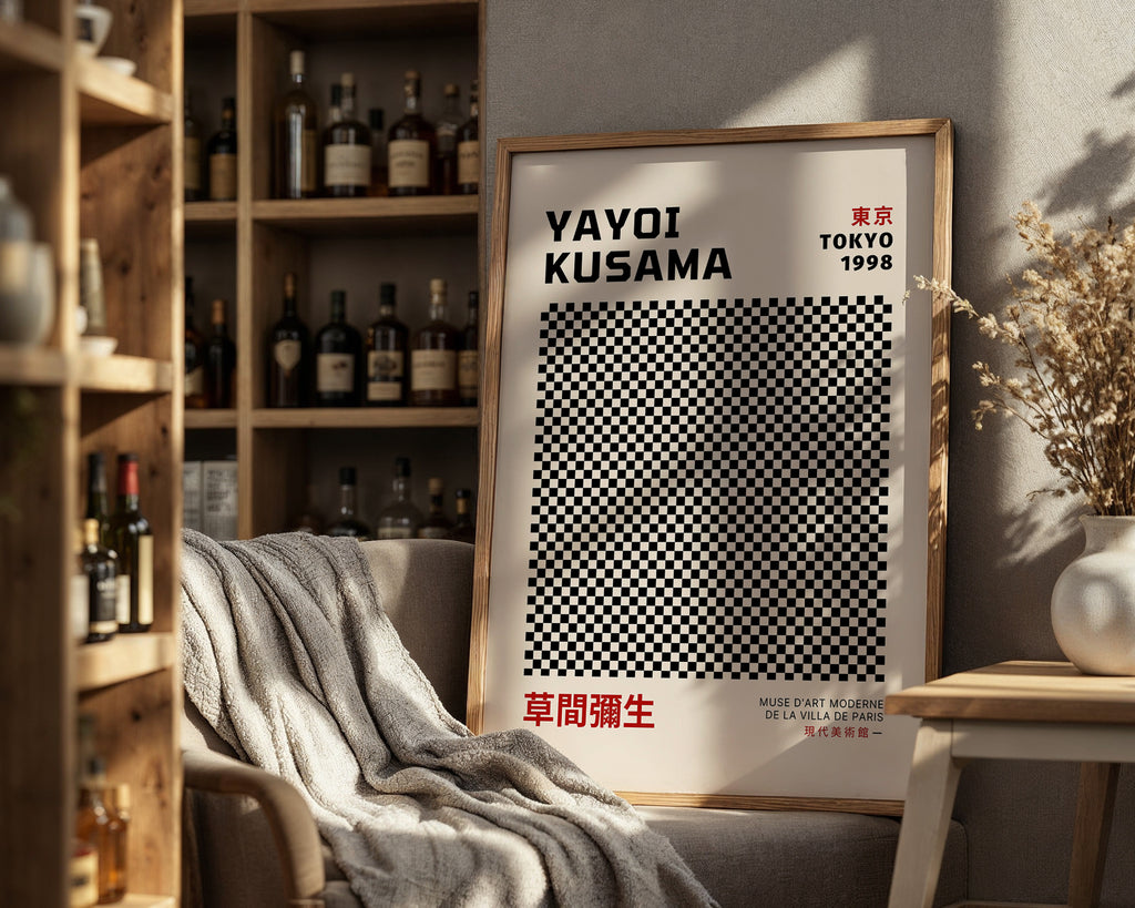 Väggmockup med Yayoi Kusama Abstract Dots – köp enkelt hos Bozetto affisch i hög kvalitet
