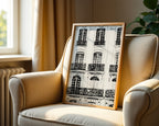 Parisian Balcony poster visualiserad på vägg – se rätt storlek med mockup från Bozetto