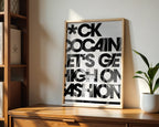 High on Fashion poster visualiserad på vägg – se rätt storlek med mockup från Bozetto