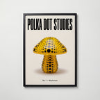 Polka Dot Mushroom Poster – svart ram