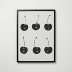Six Black Cherries Poster – svart ram