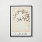 William Morris Doves Among White Roses Poster – svart ram