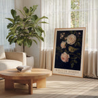 William Morris Goldcrest in Midnight Roses Poster – i rum 4
