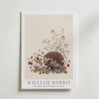 William Morris Hedgehog Among Wild Strawberries Poster – med passepartout