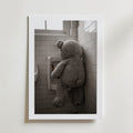 Bathroom Teddy Poster – med passepartout