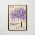 Botanical Garden Kyoto i valnötsram, lila blåregn på creme, konst från Bozetto