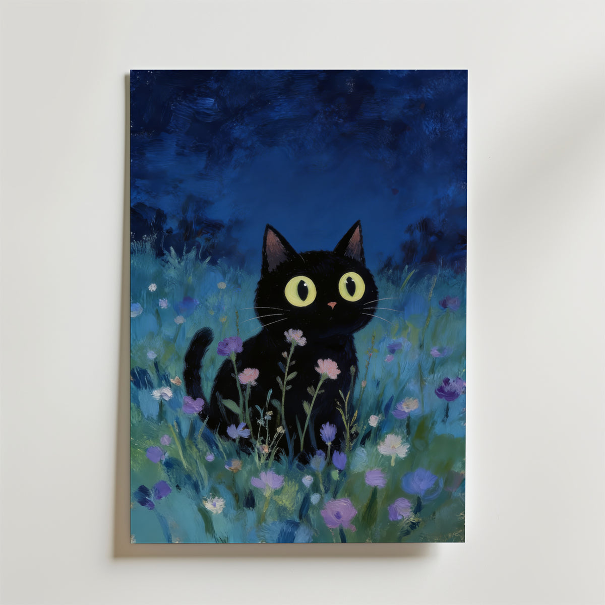 Blue Hour Cat – stilfullt konsttryck från Bozetto, tryckt på matt finpapper i hög tryckkvalitet