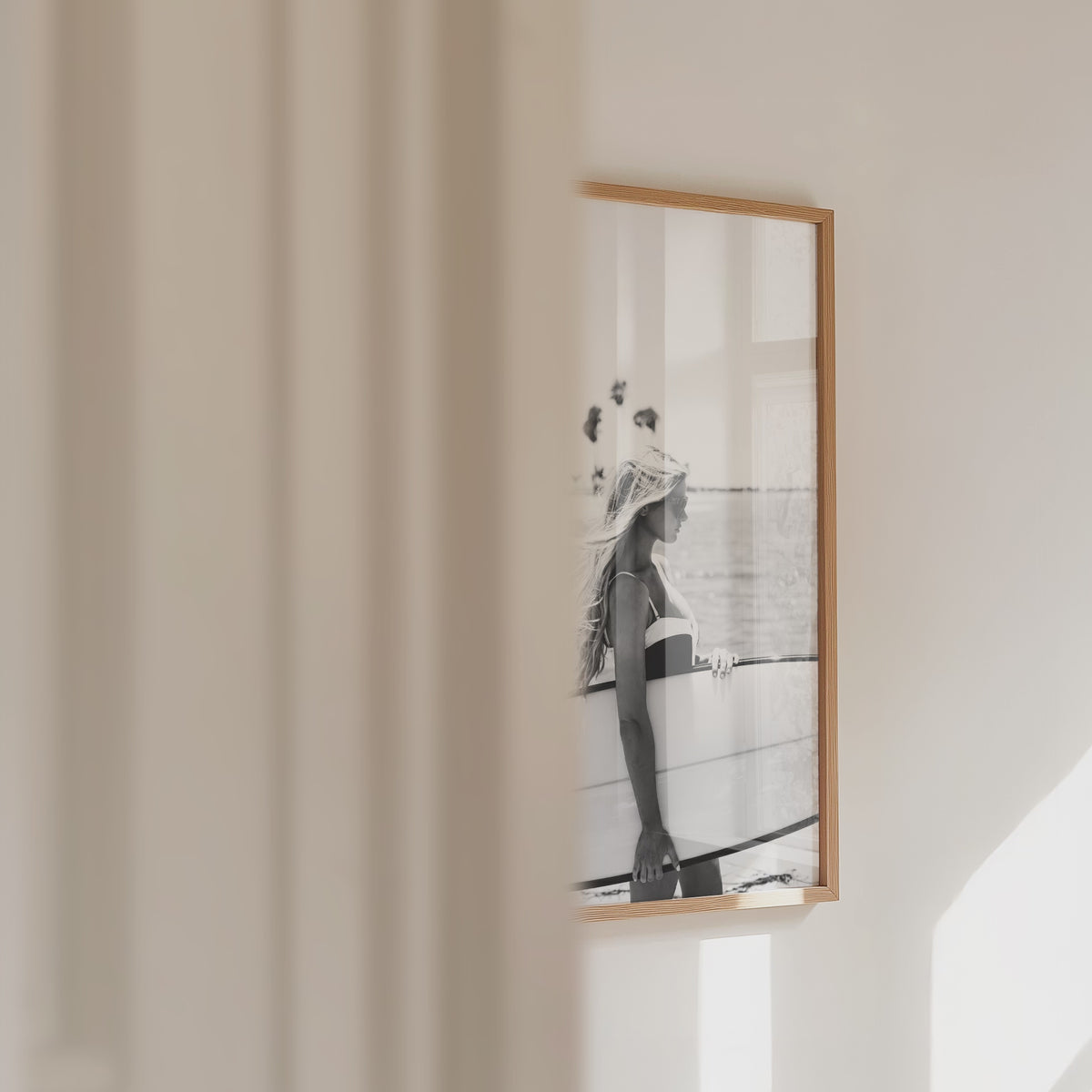 Chanel Surf Poster – väggvideo