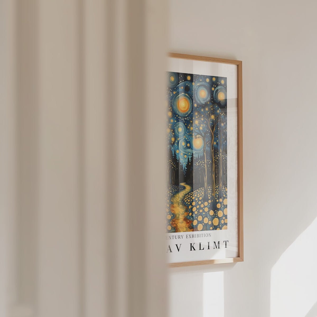 Gustav Klimt Starlit Forest Path Poster – väggvideo