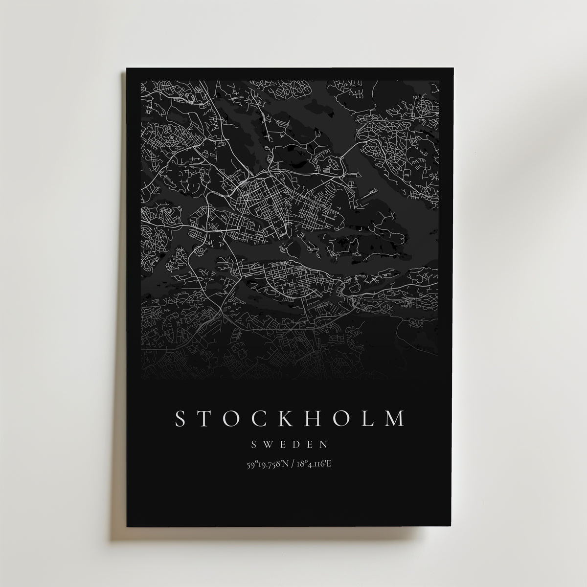 Personlig kartposter Soft City Map i mörk variant med Stockholm