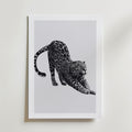 Stretching Leopard Poster – med passepartout